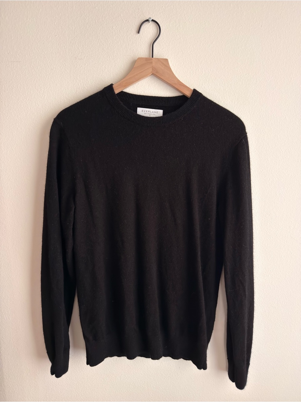 Everlane Men's Black Crewneck Sweater